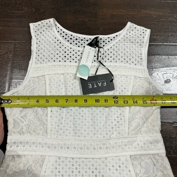 Fate Jonetta White Sleeveless Lace Dress Size Large Women - Picture 9 of 11